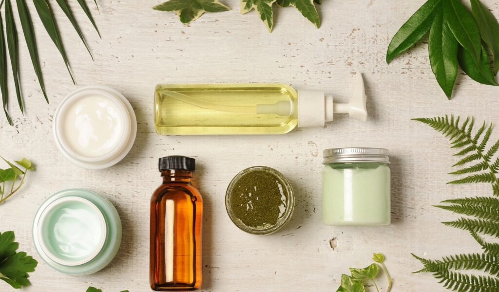 Cosméticos Caseiros com Plantas e Óleos Essenciais