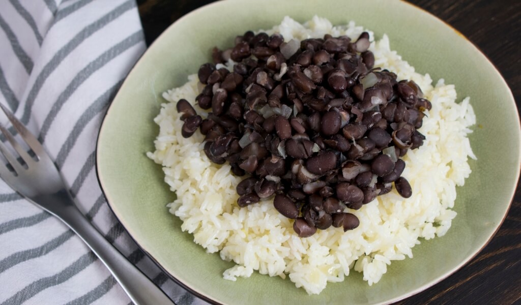 A Proteína Vegetal e Seu Mito